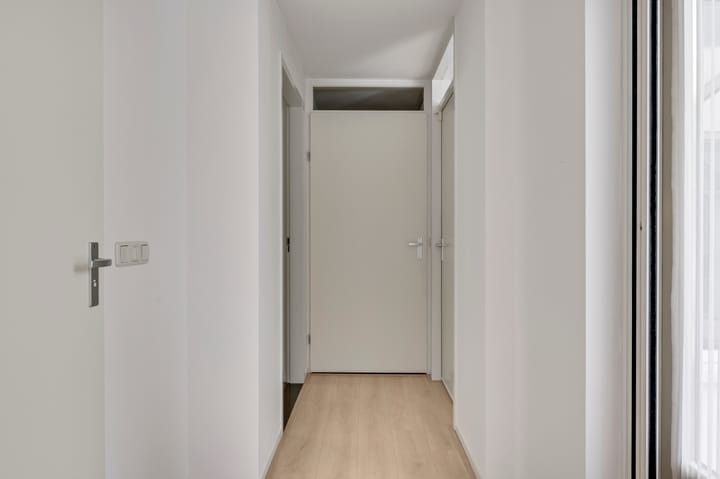 Foto 11 van Van Laarsbongerd 27