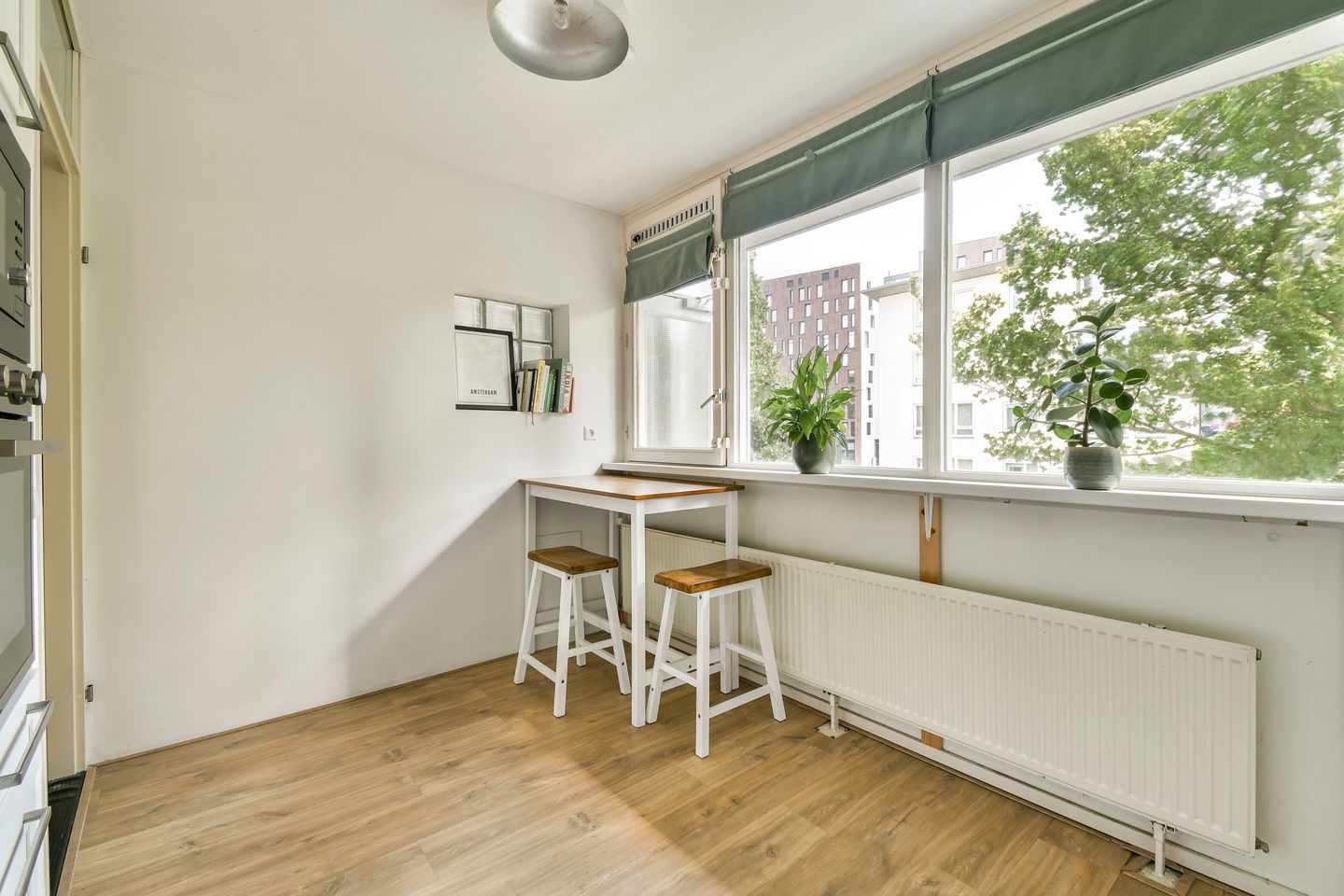 Photo 14 of J.C. van Epenstraat 84