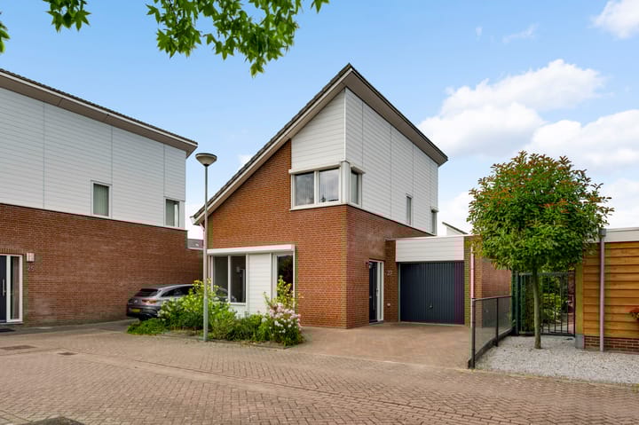 Foto 30 van Van Laarsbongerd 27