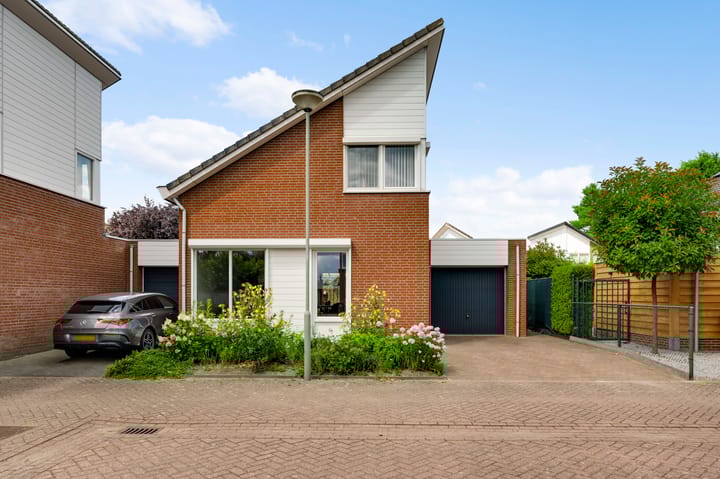 Foto 32 van Van Laarsbongerd 27