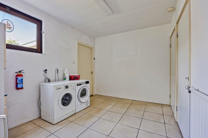 Photo 15 of Havenstraat 8