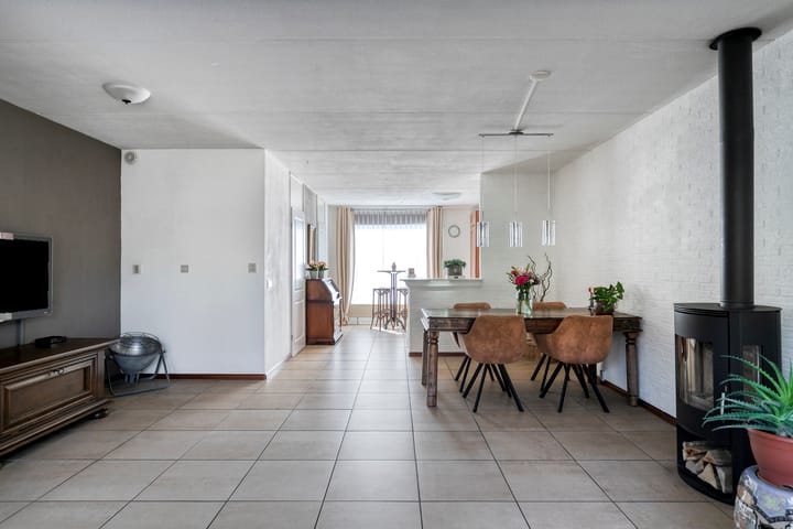 Photo 20 of Herwijnenstraat 4