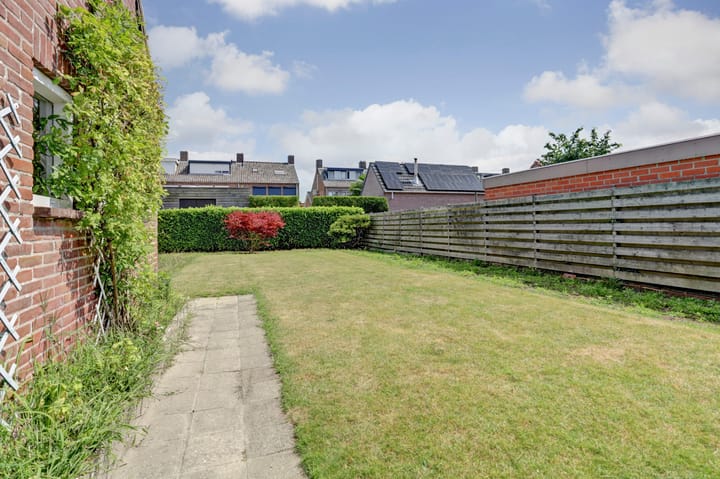 Foto 37 van Burgemeester de Grauwstraat 10