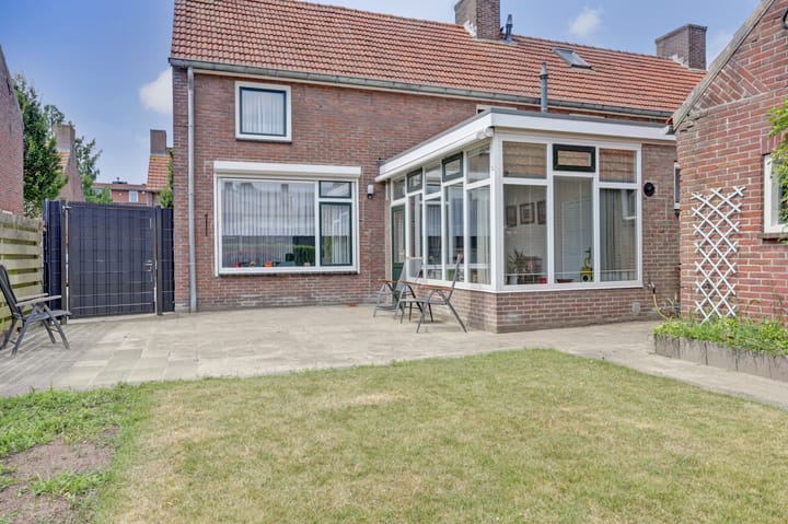 Foto 40 van Burgemeester de Grauwstraat 10