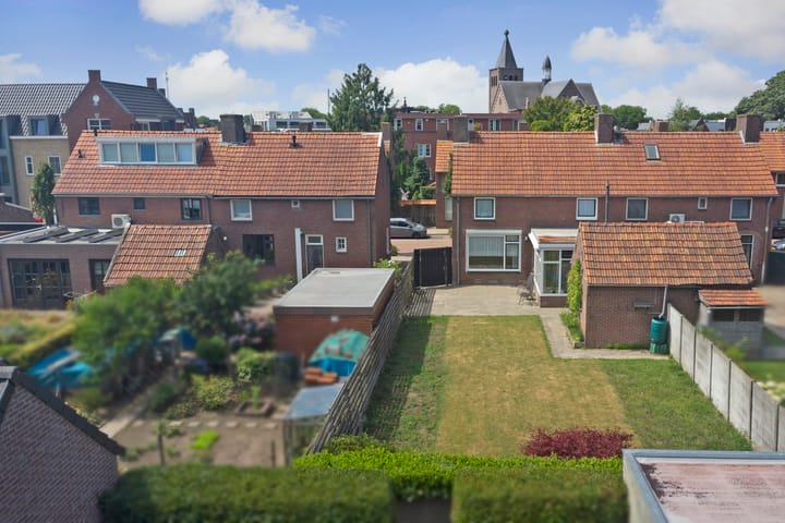 Foto 42 van Burgemeester de Grauwstraat 10