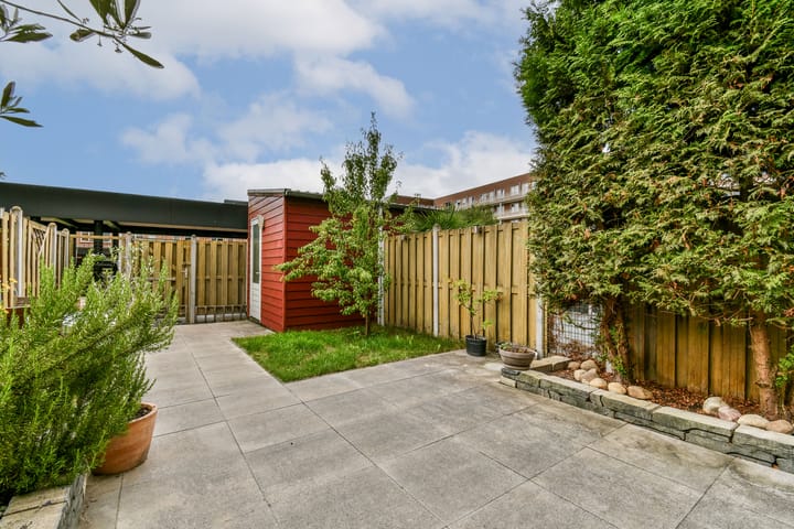 Foto 10 van Denemarkenstraat 60