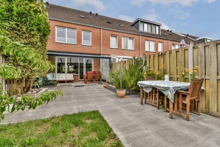 Foto 13 van Denemarkenstraat 60