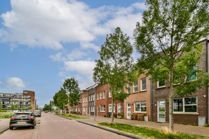 Foto 24 van Denemarkenstraat 60