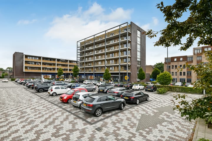 Photo 32 of Broekstraat 25