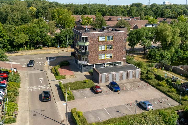 Photo 33 of Broekstraat 25