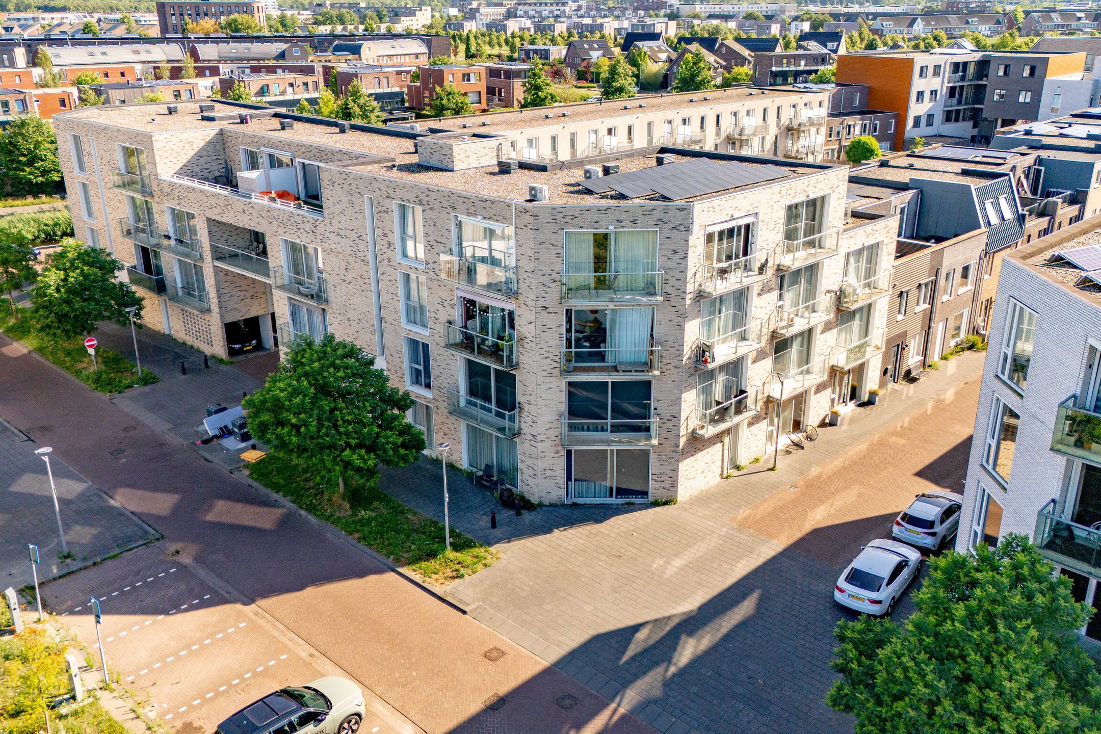 Foto 6 van Denemarkenstraat 114