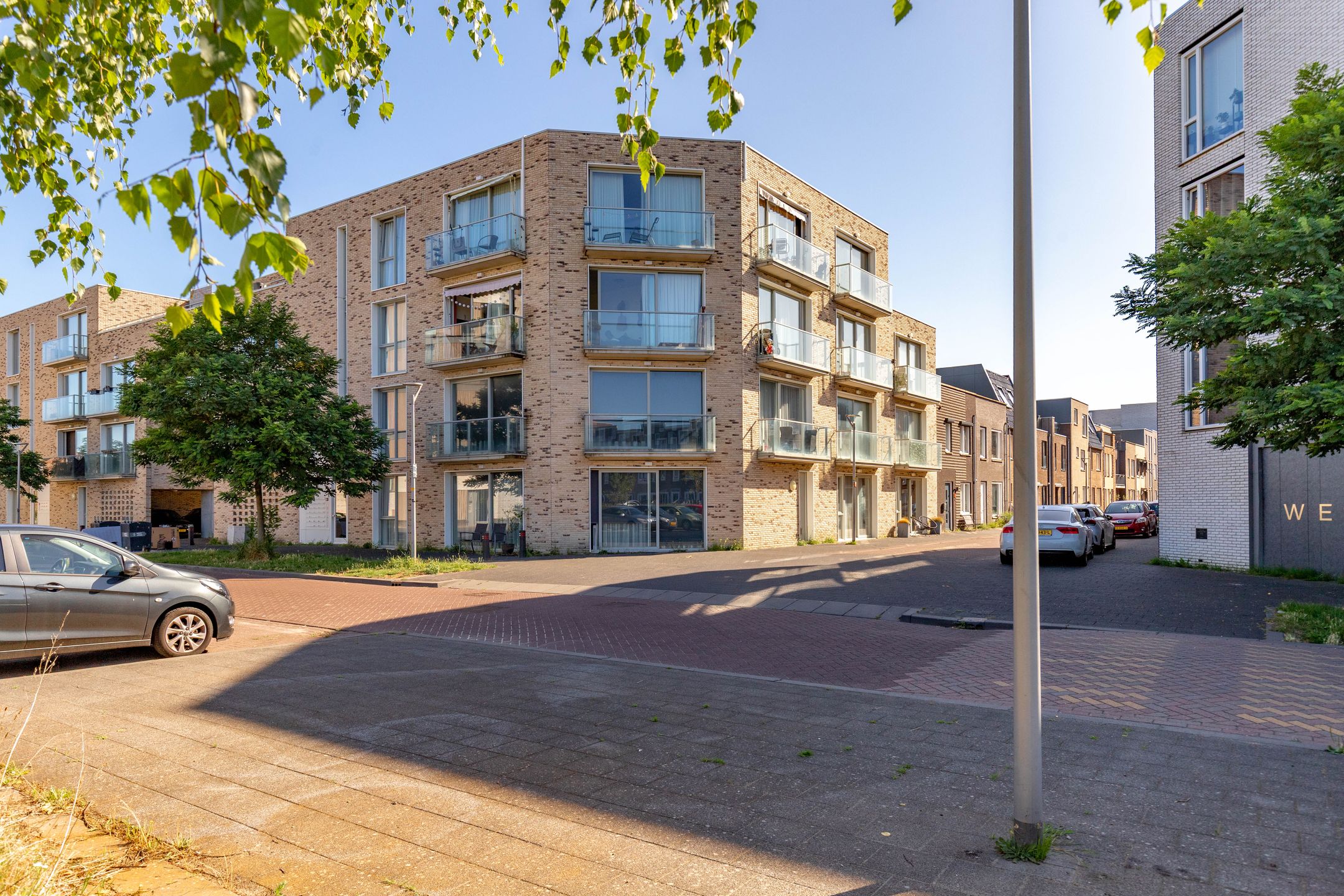 Foto 21 van Denemarkenstraat 114