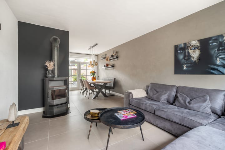 Foto 18 van Vennewatersweg 10