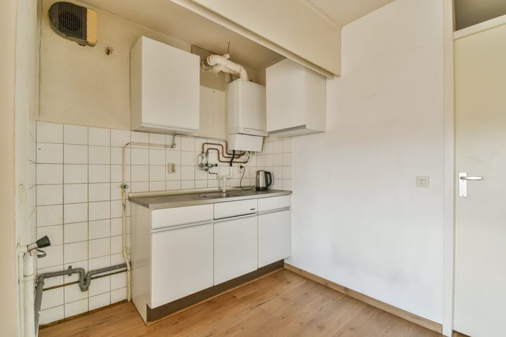 Photo 5 of Kloekhorststraat 279