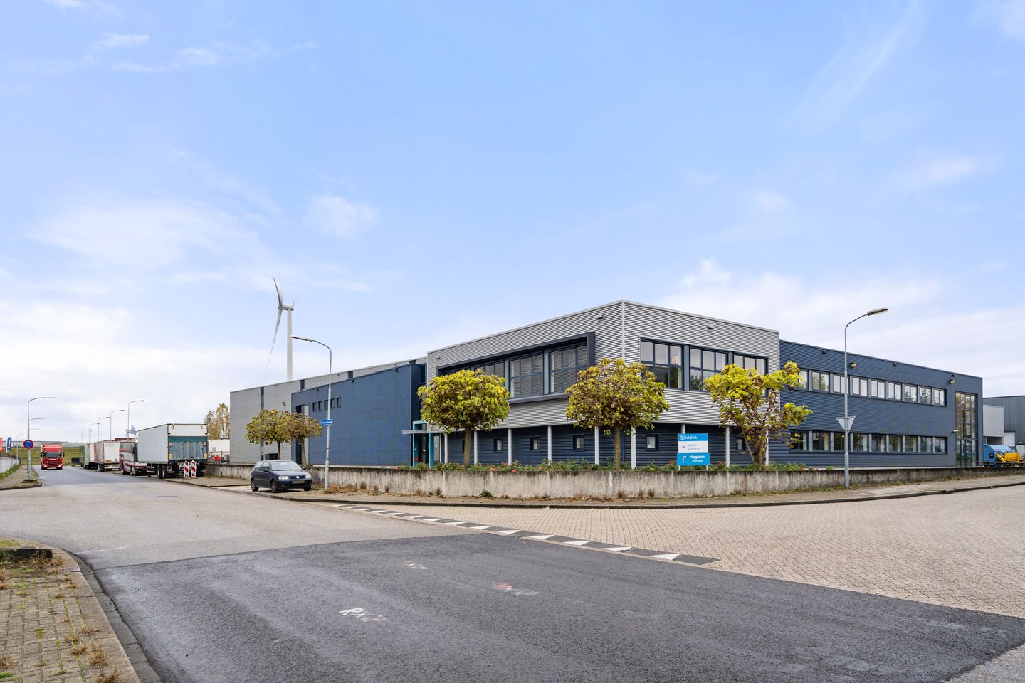 View photo 2 of Galvanistraat 119-121