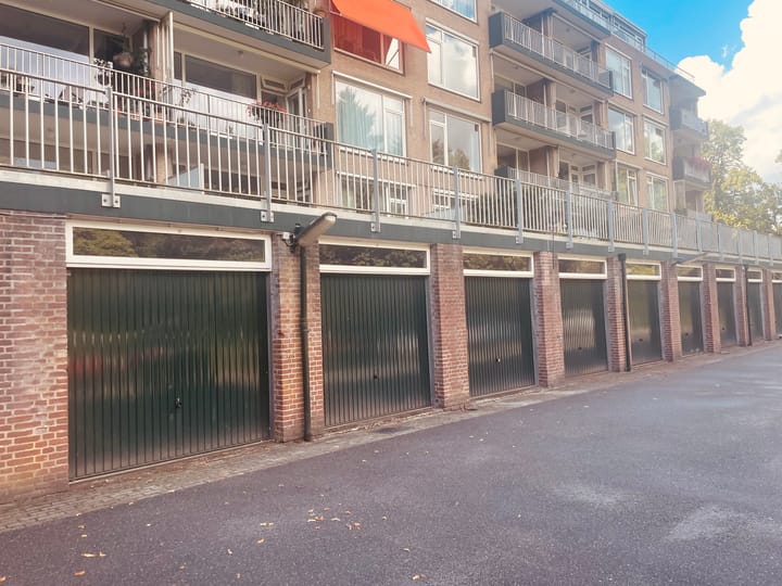 Photo 2 of De Hooghlaan 2-A35