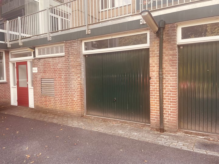 Photo 4 of De Hooghlaan 2-A35