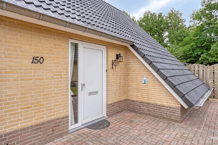 Photo 3 of Zwembadweg 2-B150