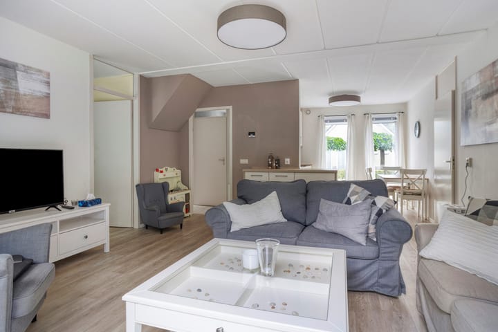 Photo 7 of Zwembadweg 2-B150