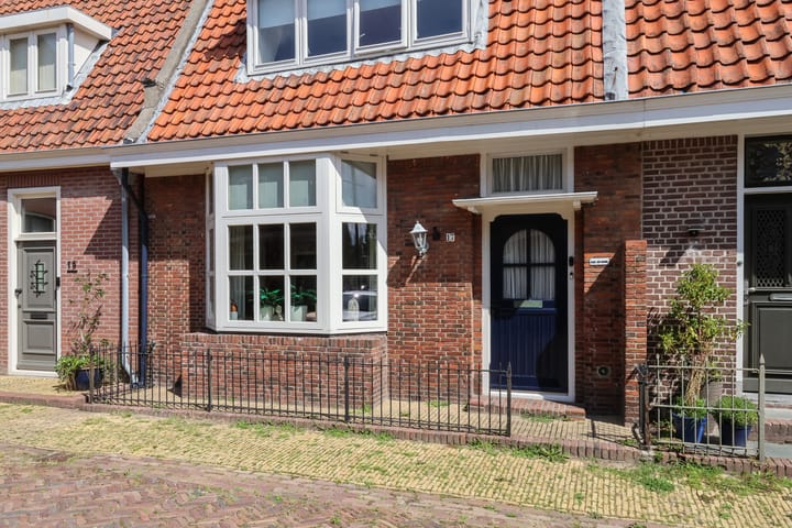 Foto 6 van Weeshuisstraat 17