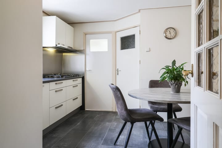 Foto 16 van Weeshuisstraat 17