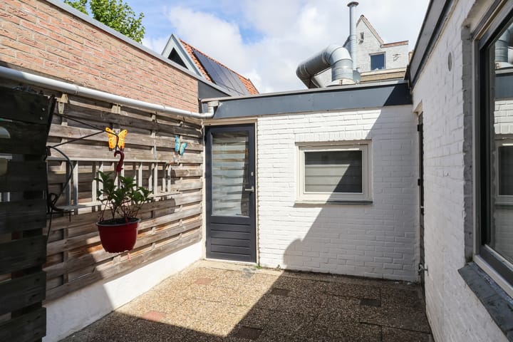 Foto 26 van Weeshuisstraat 17