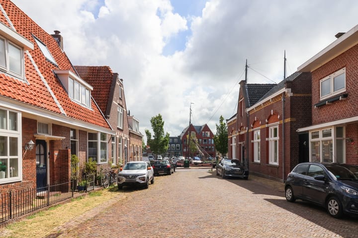 Foto 41 van Weeshuisstraat 17