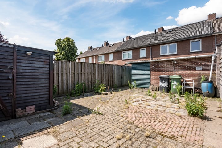 Foto 37 van Margrietstraat 3