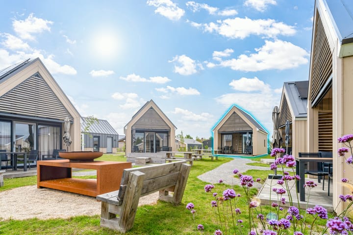 Photo 13 of Langeweg 112-472C