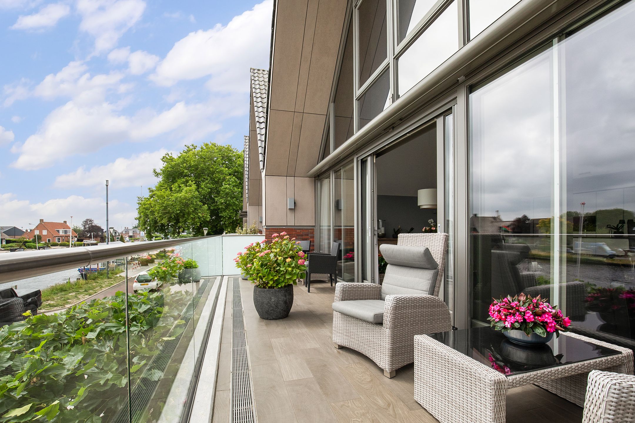 Foto 33 van Aalsmeerderdijk 674-G