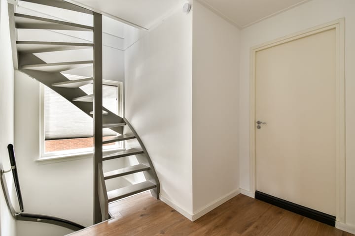 Foto 23 van von Suttnerstraat 24