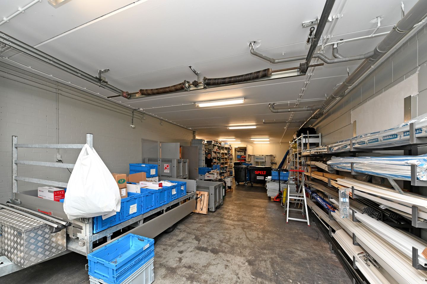 View photo 4 of Edisonstraat 16