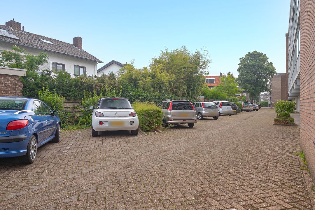 Foto 13 van Adelbert van Scharnlaan F 62