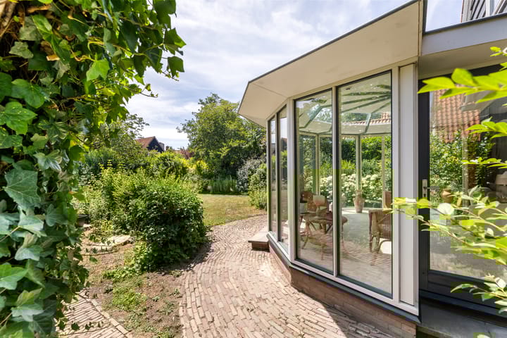 Foto 19 van Vondellaan 16