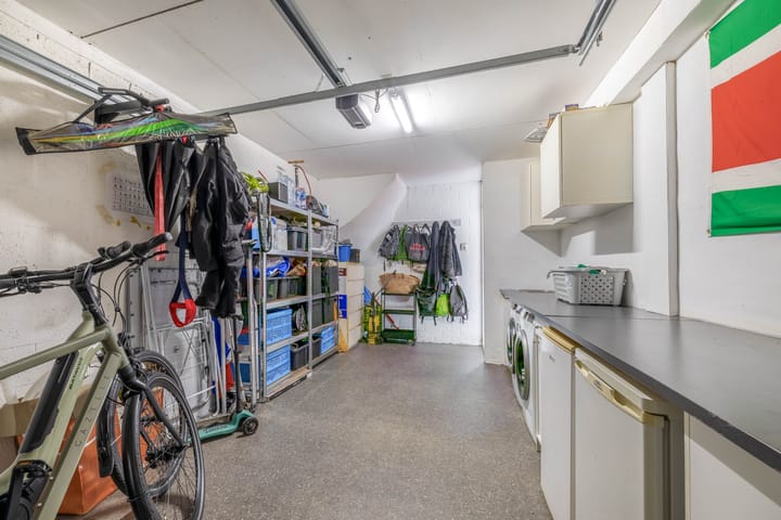 Foto 11 van Brigantijn 100