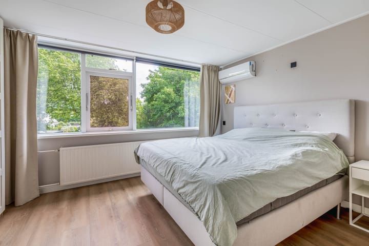 Foto 26 van Brigantijn 100