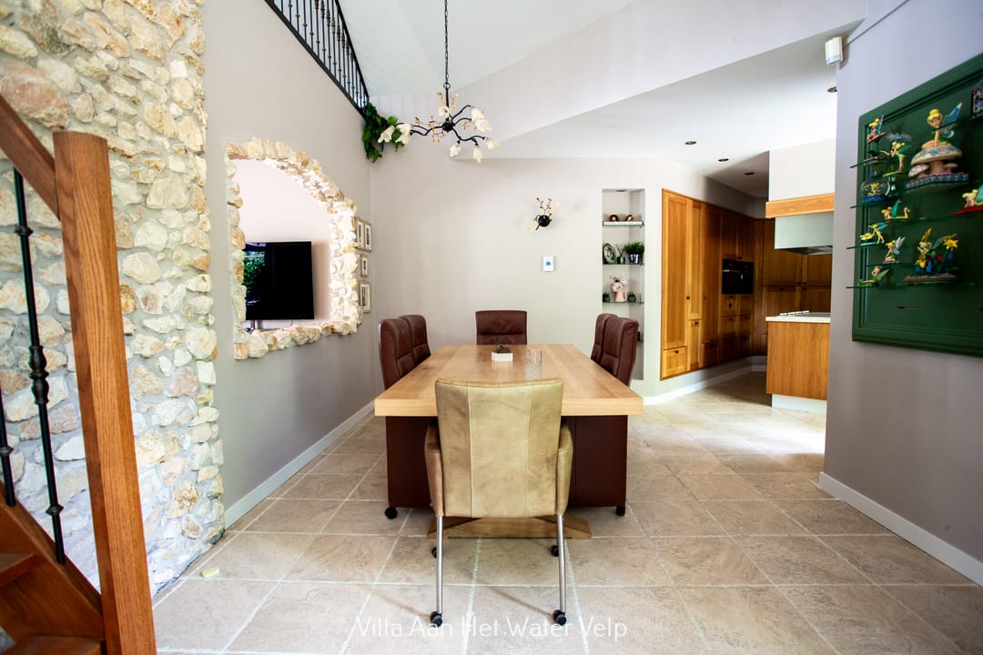 Photo 22 of Heistraat 6