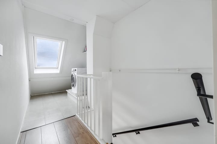 Photo 17 of Anton Wachterburg 56