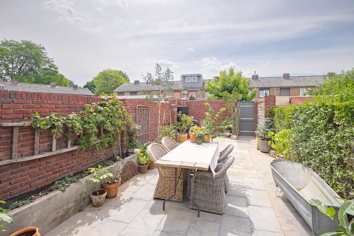 Foto 21 van Louis Delruellestraat 14