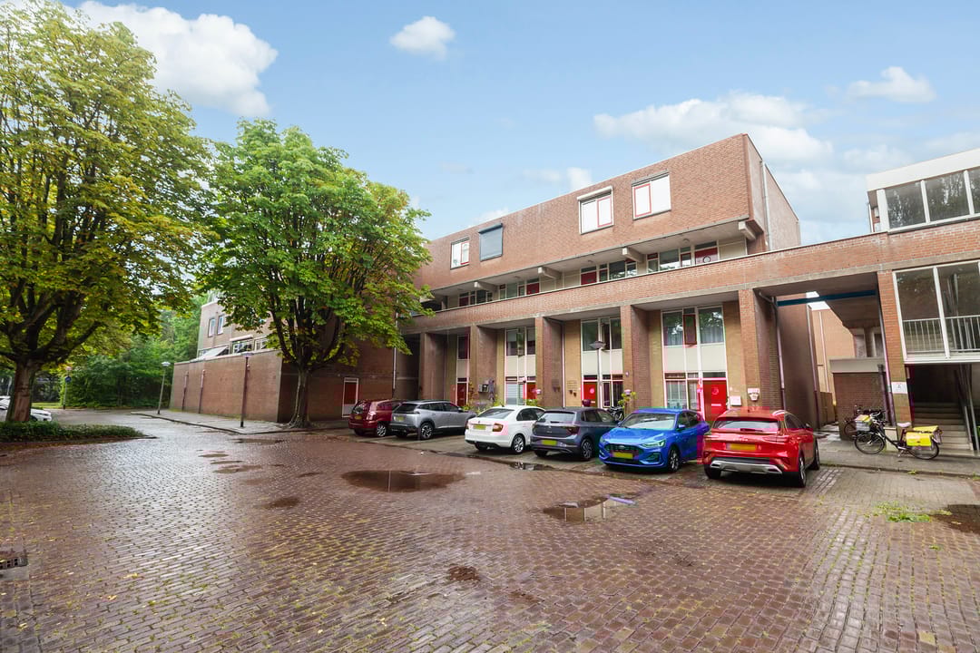 Photo 1 of Robert Schumanring 101