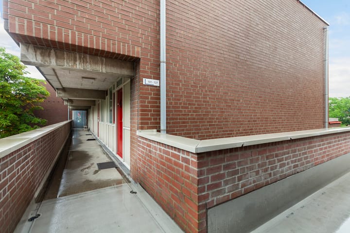 Foto 5 van Robert Schumanring 101