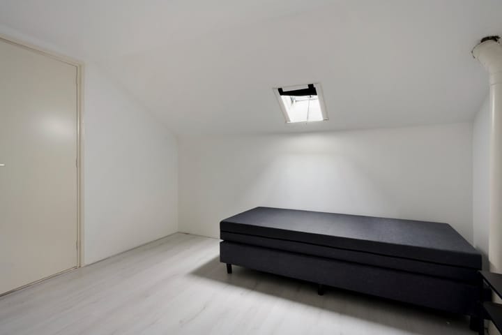 Foto 31 van Voeghoutenstraat 236