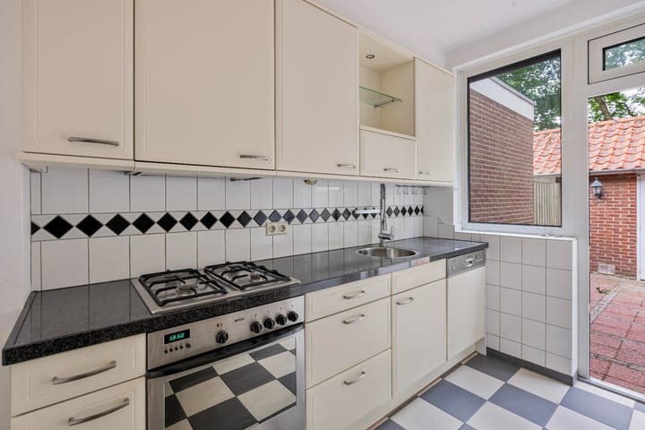 Foto 7 van Bisschop Lindanusstraat 3