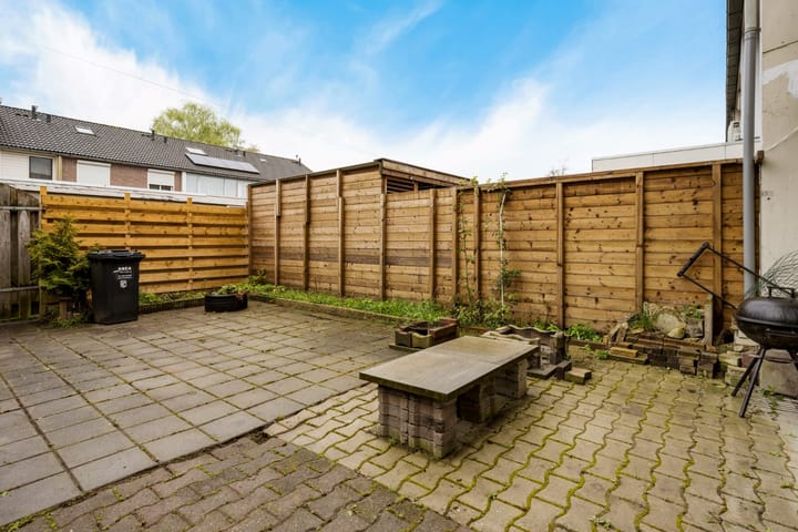 Foto 36 van Voeghoutenstraat 236