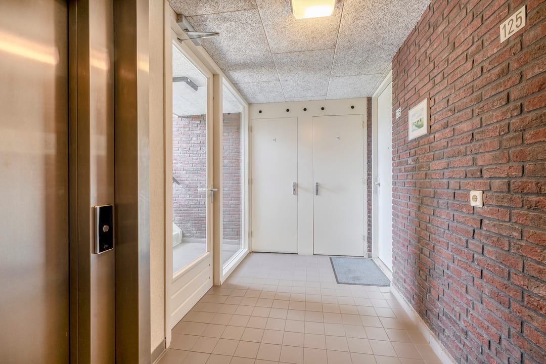 Photo 8 of Cortembergstraat 126