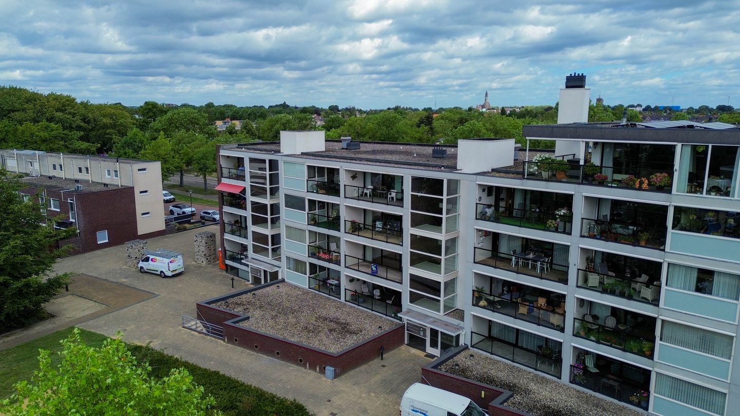 Photo 40 of Cortembergstraat 126