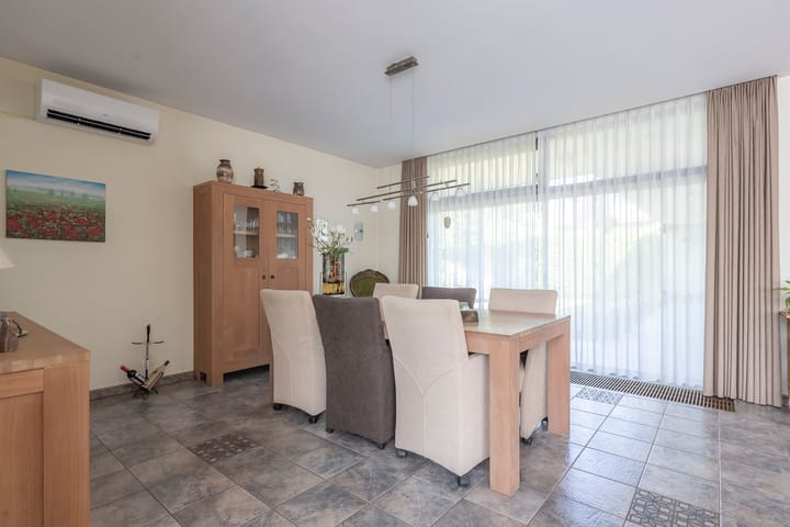 Foto 8 van van Gronsveldstraat 10