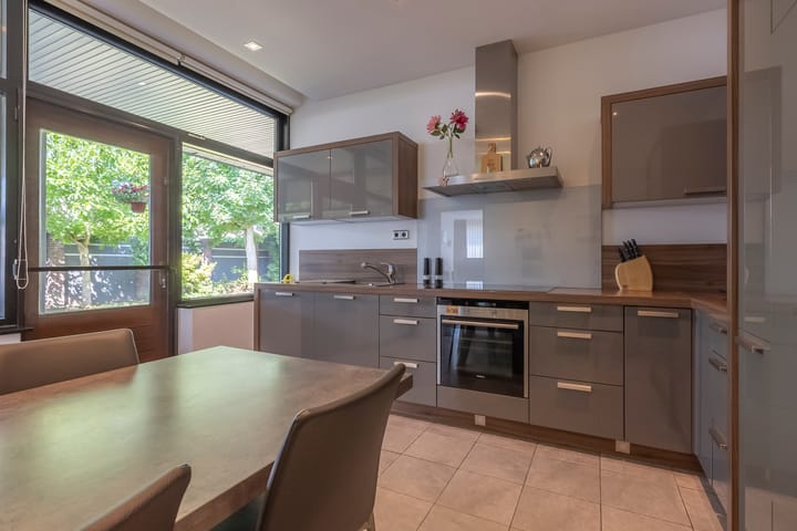 Foto 9 van van Gronsveldstraat 10