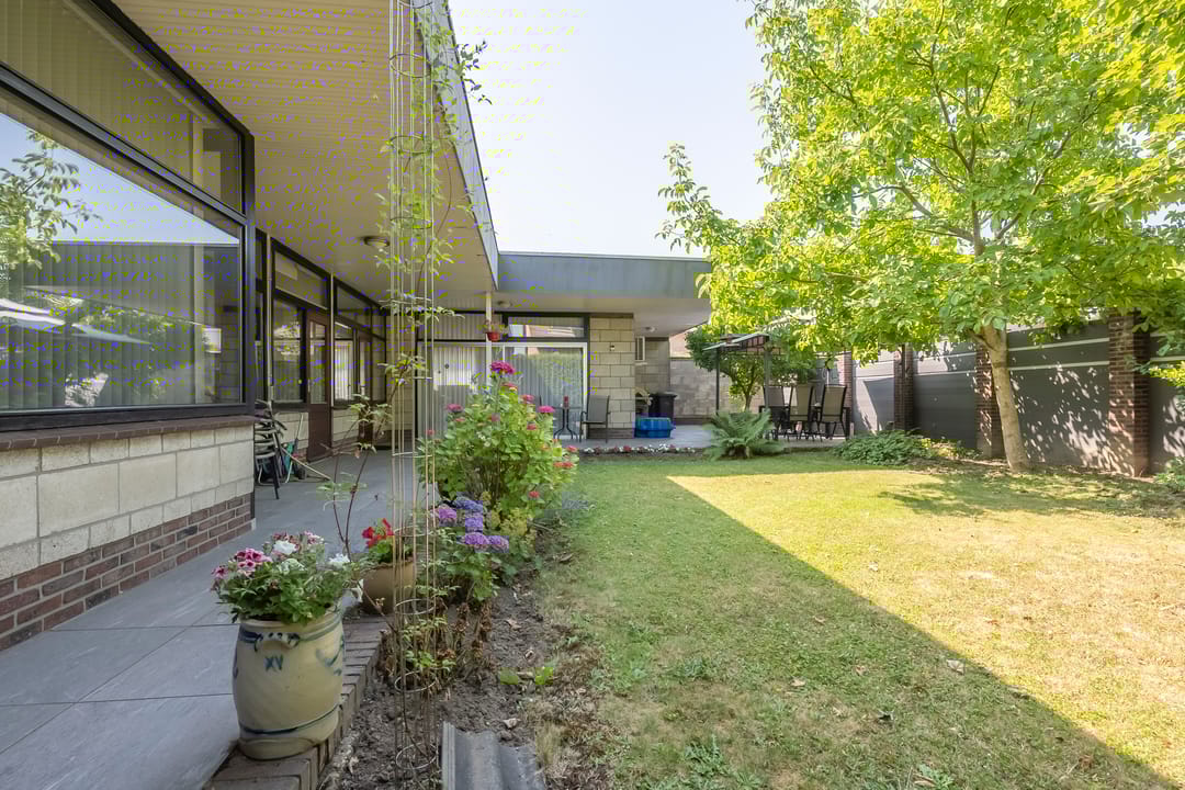 Foto 23 van van Gronsveldstraat 10