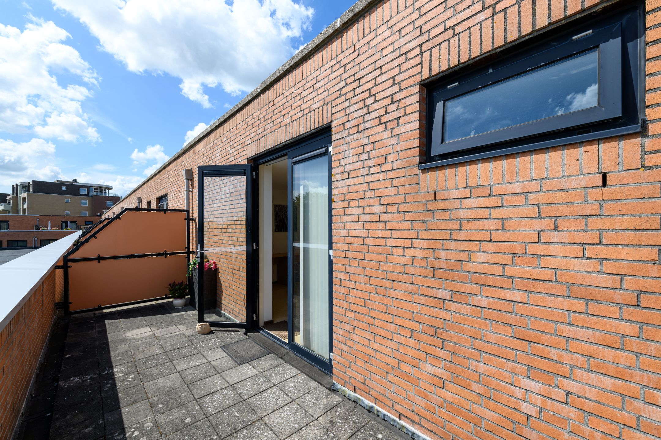 Foto 30 van Kiryat-Onoplein 89